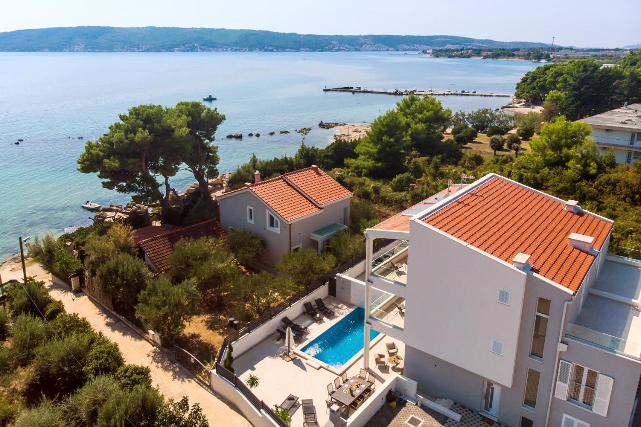Petra Villa