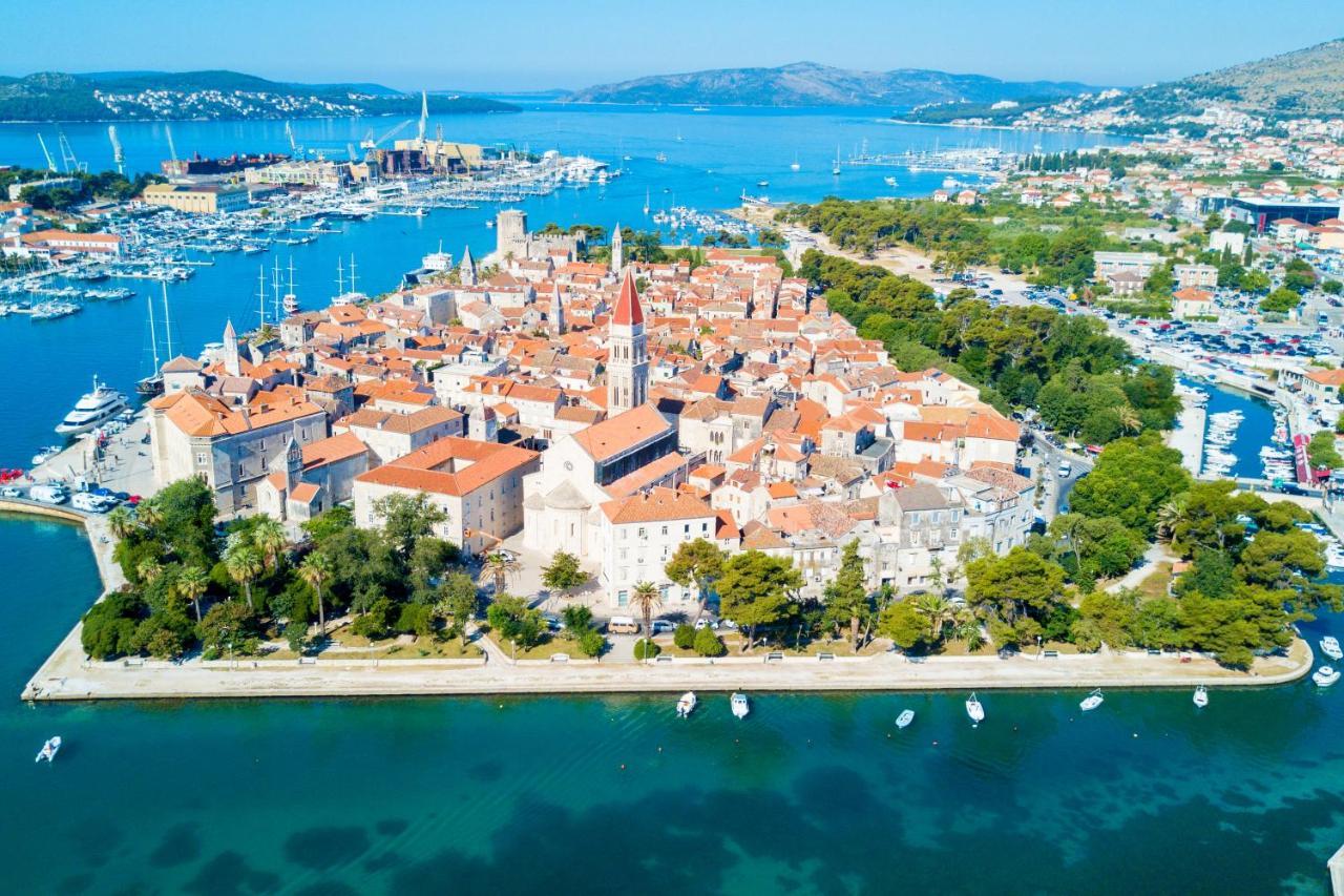 Petra * Kaštela