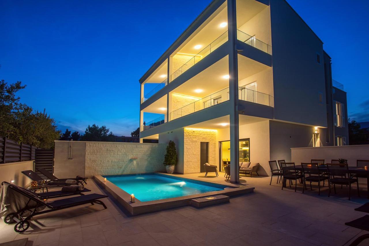 Petra Villa